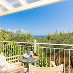 Magda Dione Villa Vlachopoulátika